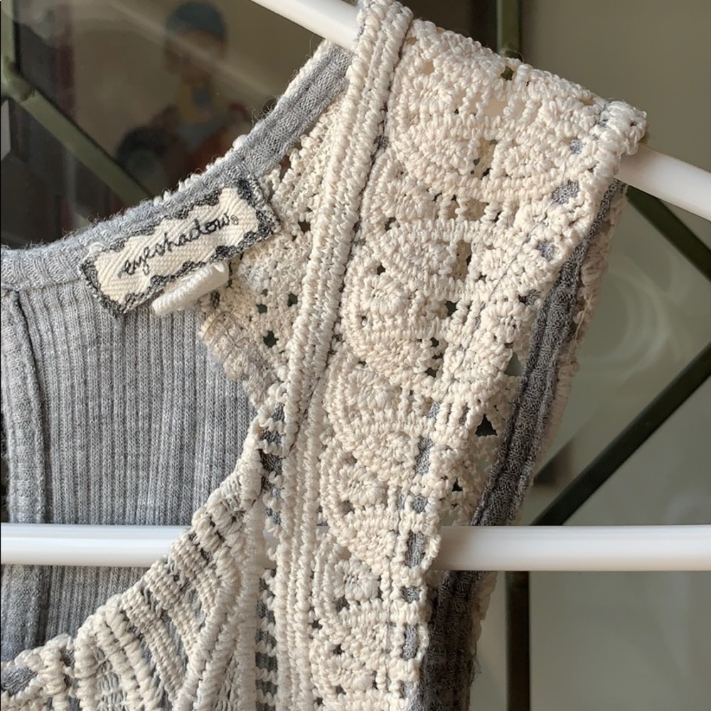 Gray Tanktop - Picture 5 of 5